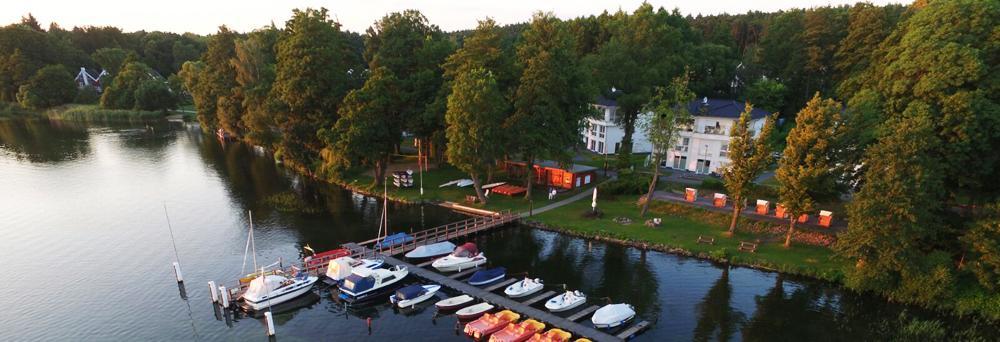 Charming Apartments Am See บาดซาโรว์ ภายนอก รูปภาพ